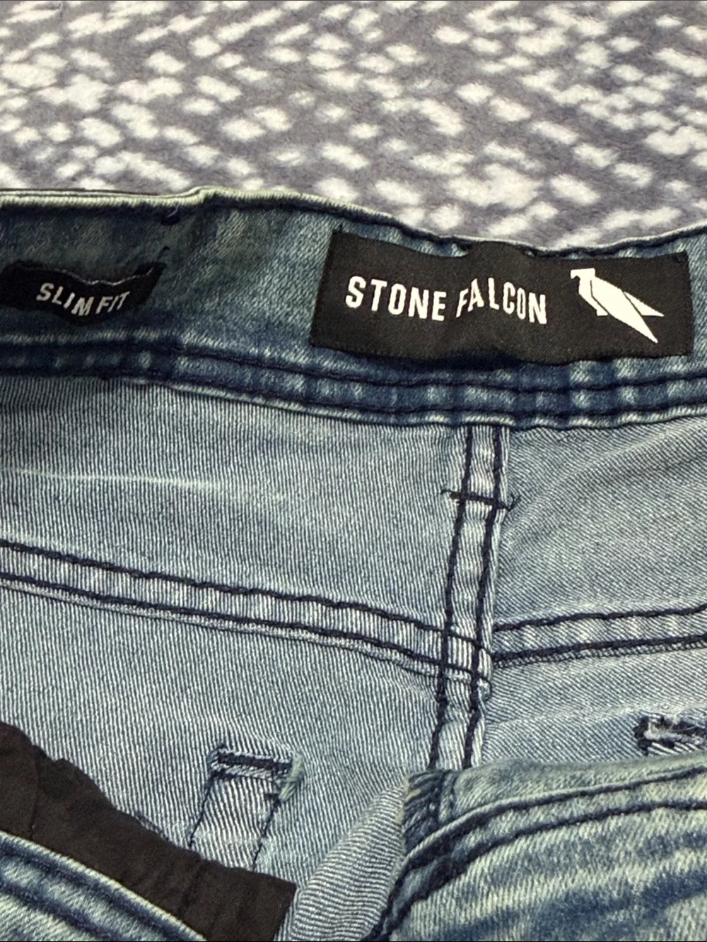 Men's Straight Jeans in Faded Blue -